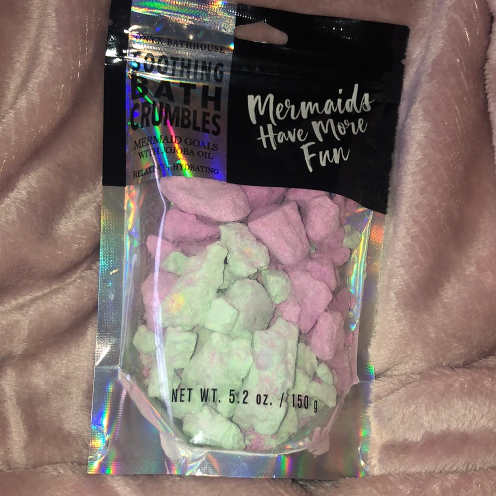 Onyx bathhouse soothing bath crumbles 🥰🥰🥰